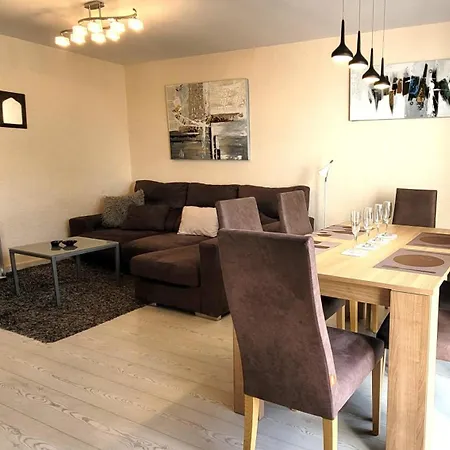 Reihenhaus Am Mit Pool, Primera Linea Holiday home